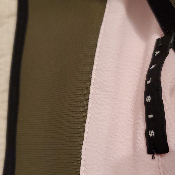 🍒Sisley Top - Picture 17 of 17